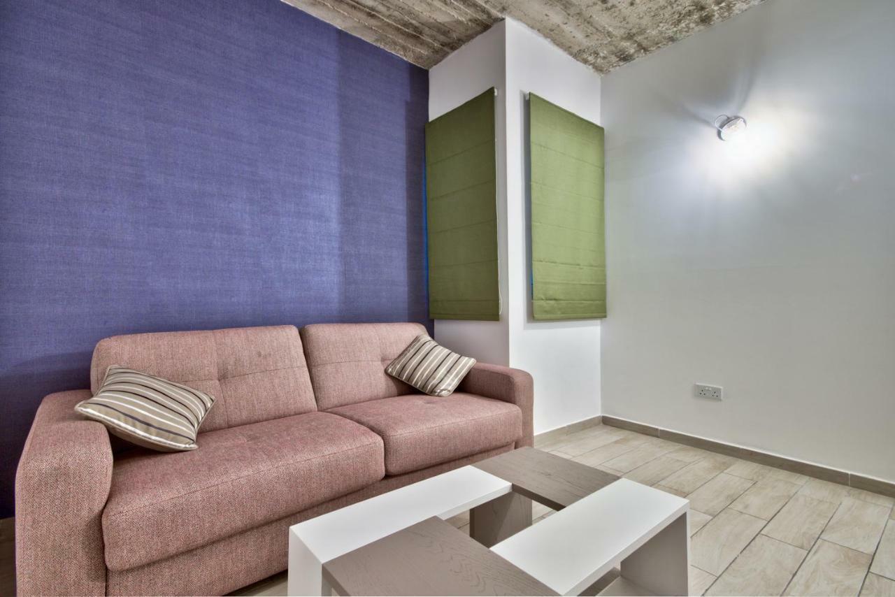 Cozy Rooms Hotel 슬리에마 외부 사진